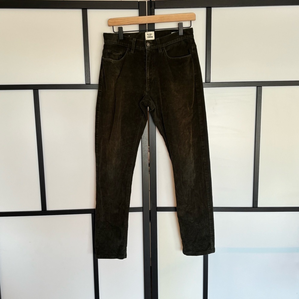 FLINT‎ AND TINDER Slim fit corduroy olive green men’s pants. Size 29 x 30